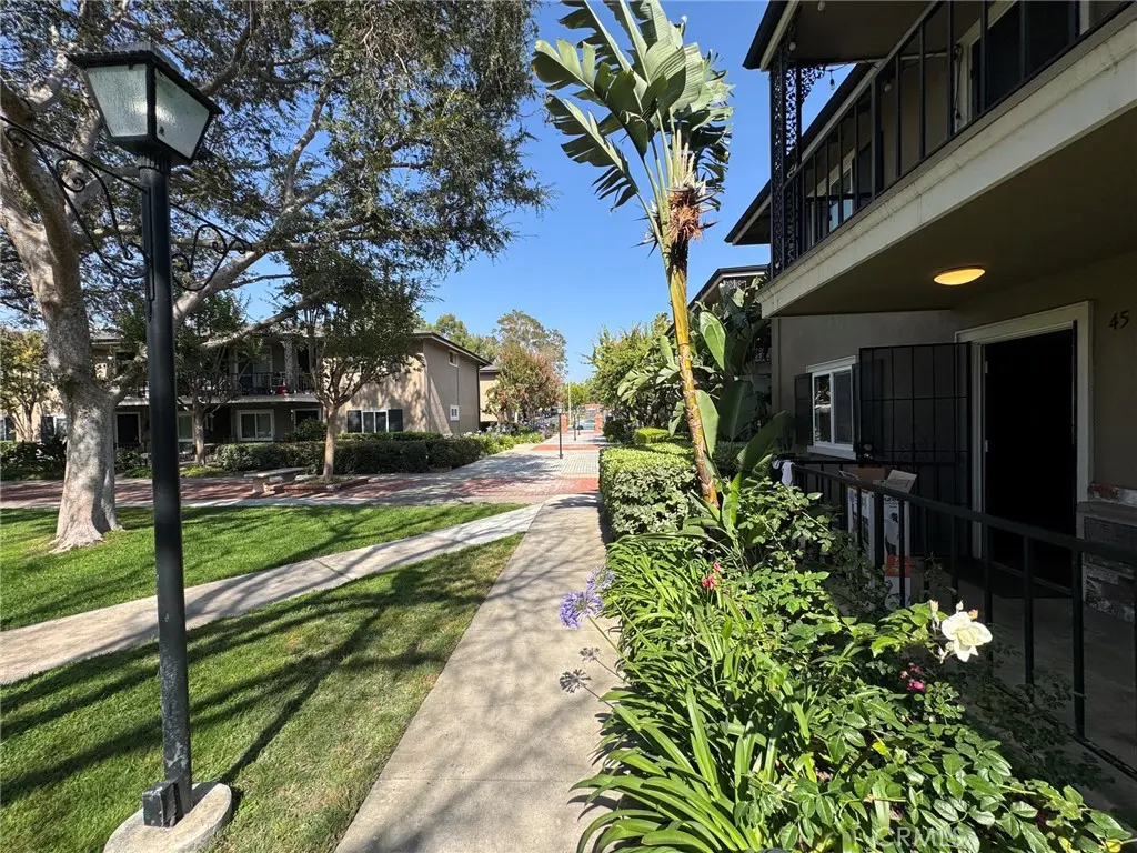 660 S Glassell 45, Orange, CA — listing photo 1