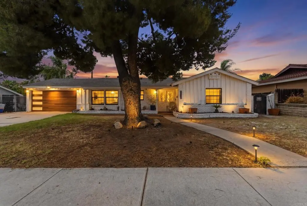 Single Family Residence for sale at 6200 Veemac Avenue, La Mesa, CA featuring 3 beds and 2 baths