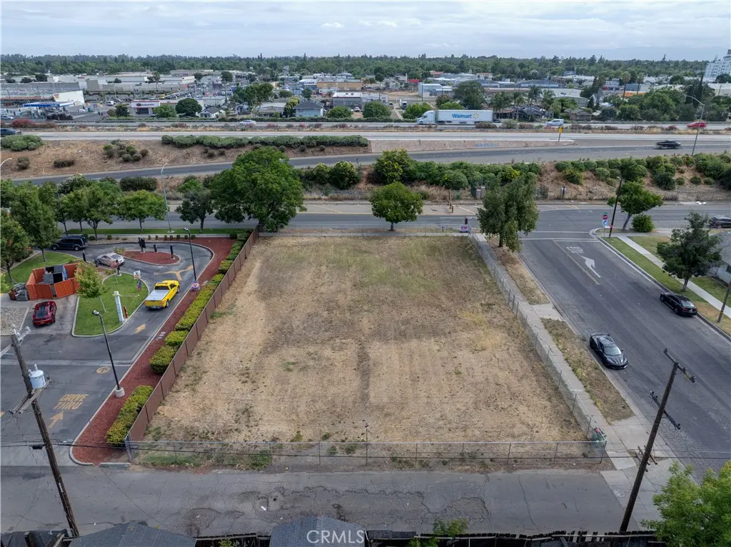1004 W 13th, Merced, CA — listing photo 1