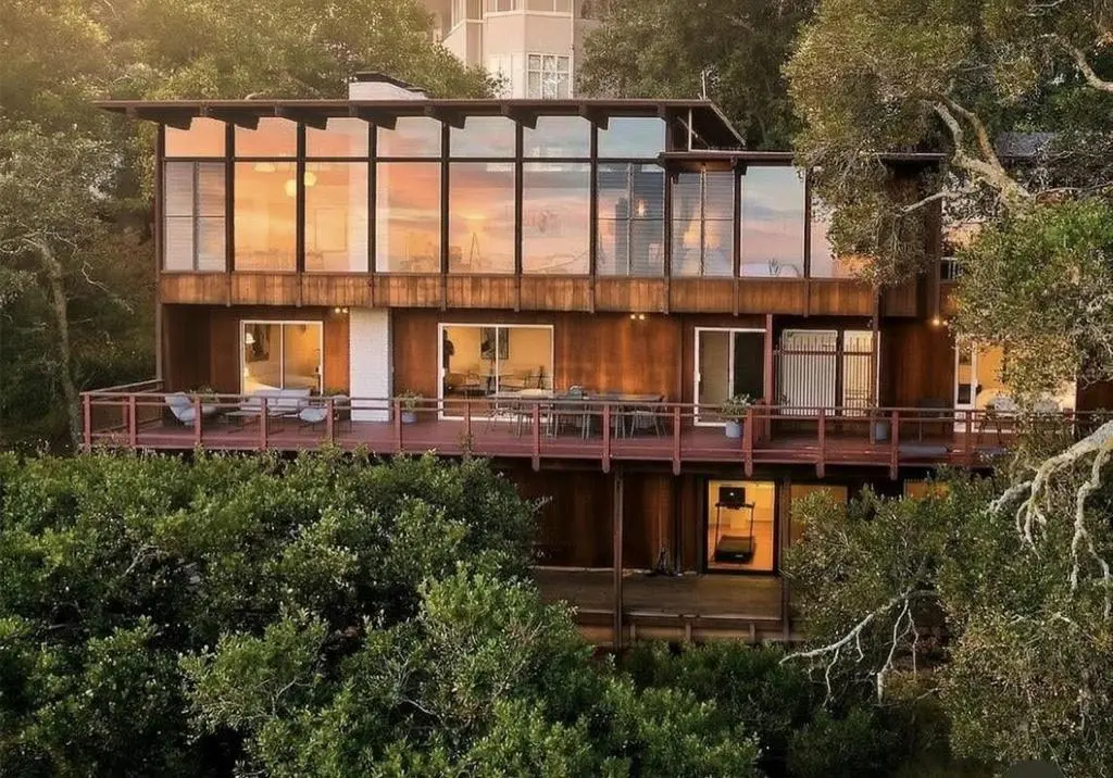 Single Family Residence for sale at 410 Conil Way, Portola Valley, CA featuring 5 beds and 4 baths
