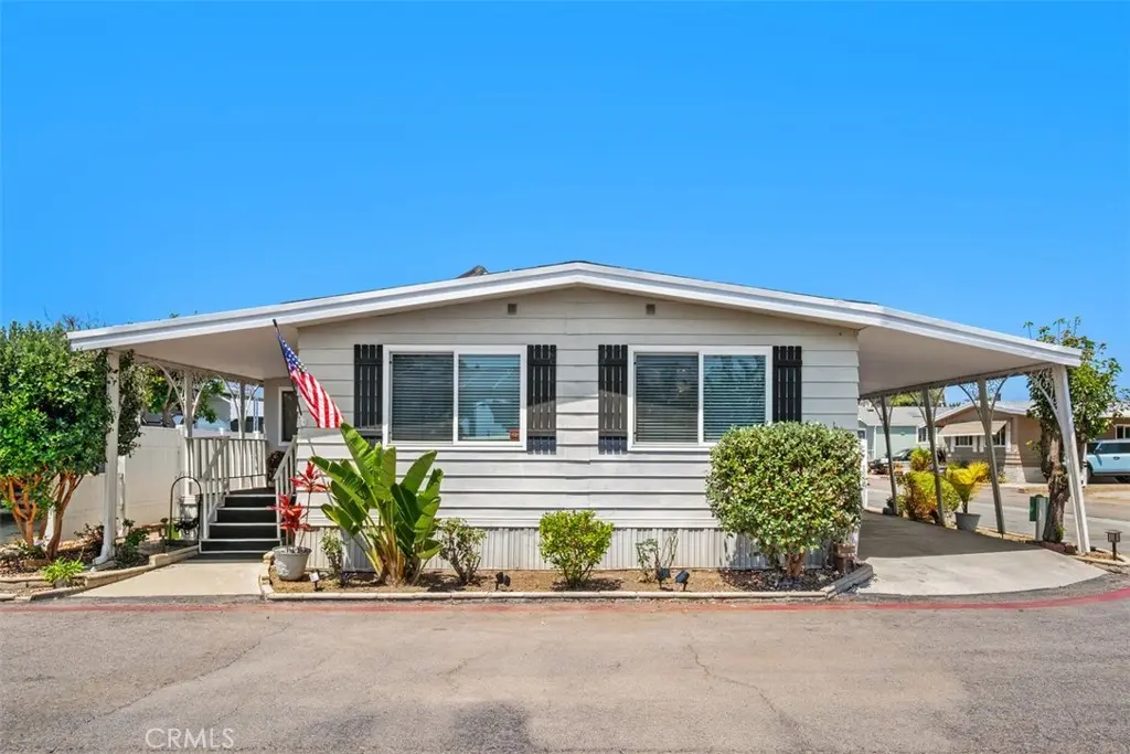 20701 Beach Boulevard 285, Huntington Beach, CA — listing photo 1