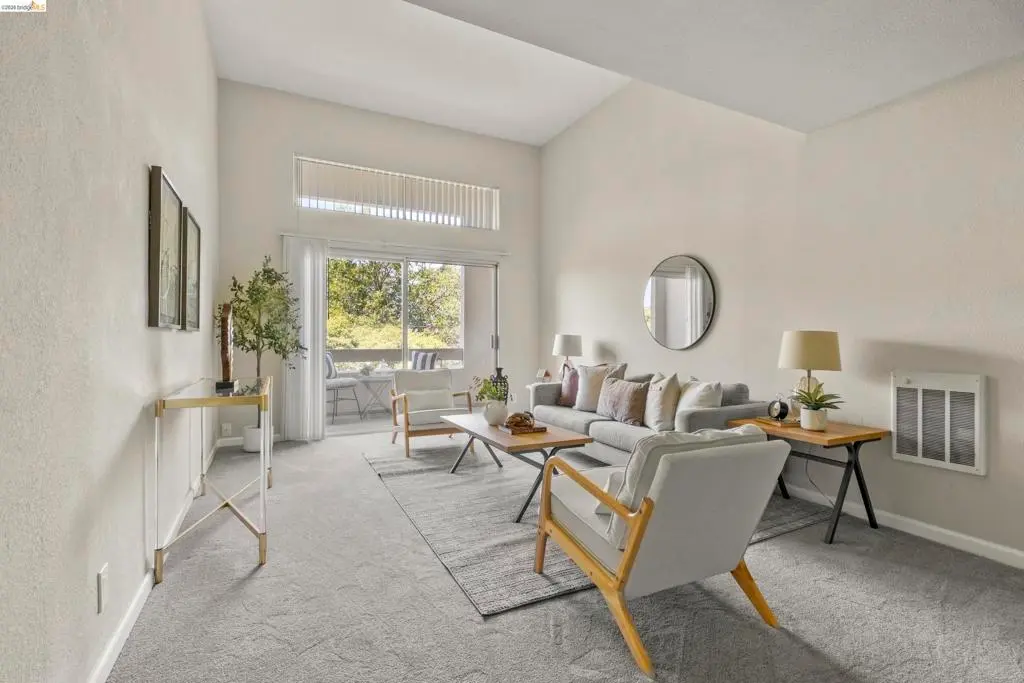 Condominium for sale at 466 Crescent St 307, Oakland, CA featuring 1 bed and 1 bath