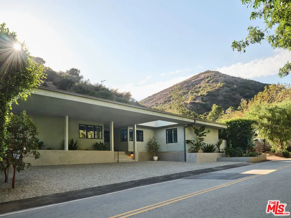 Single Family Residence for sale at 2633 Mandeville Canyon Road, Los Angeles, CA featuring 4 beds and 5 baths