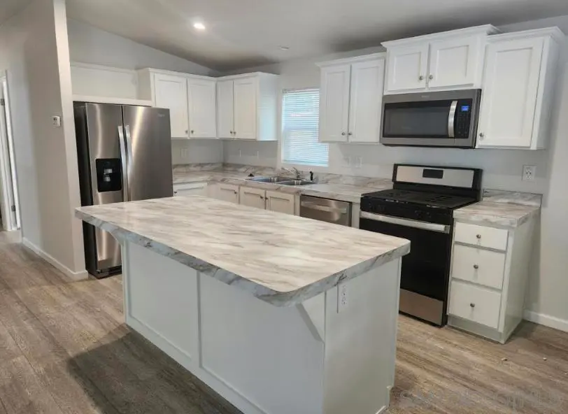 22899 Byron Road 49, Crestline, CA — listing photo 1