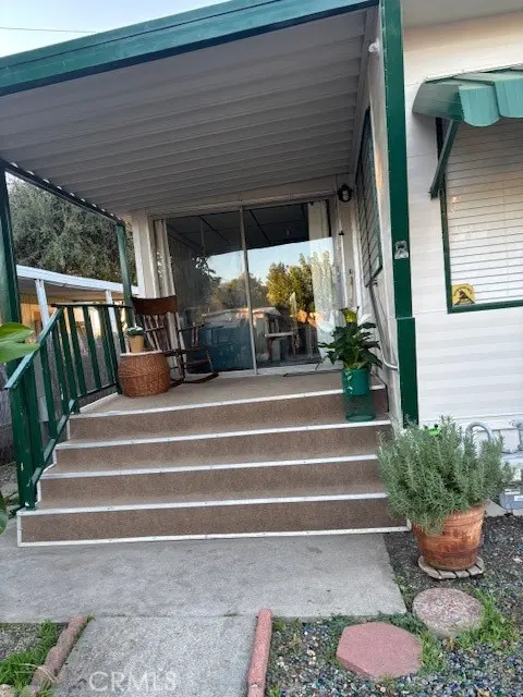35080 54 Chandler Avenue, Calimesa, CA — listing photo 1