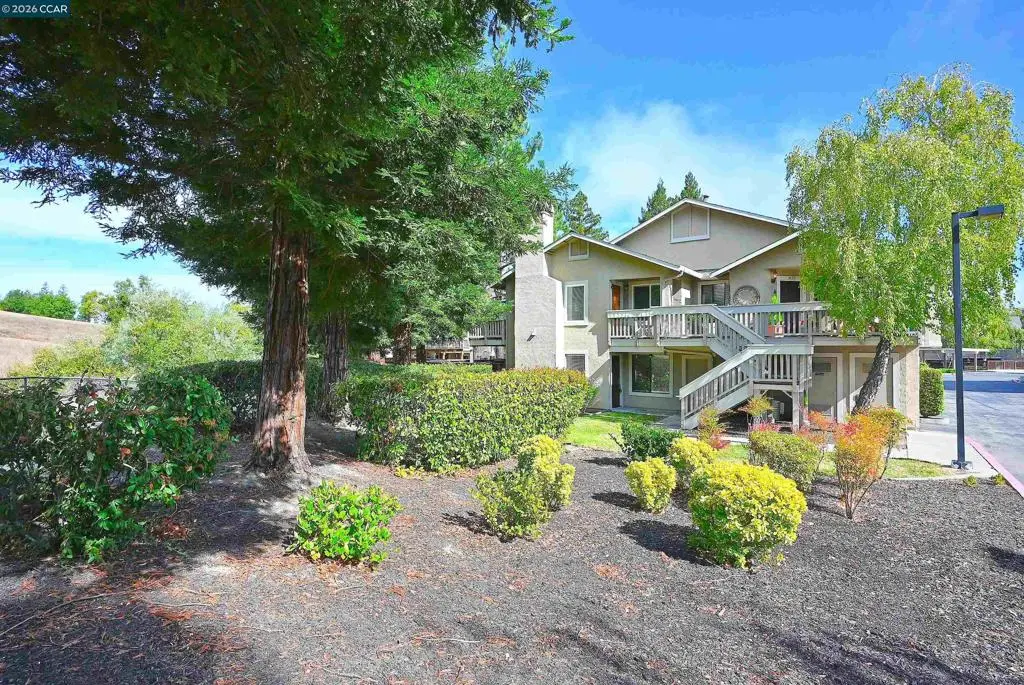 Condominium for sale at 3629 Crow Canyon Rd, San Ramon, CA featuring 2 beds and 2 baths