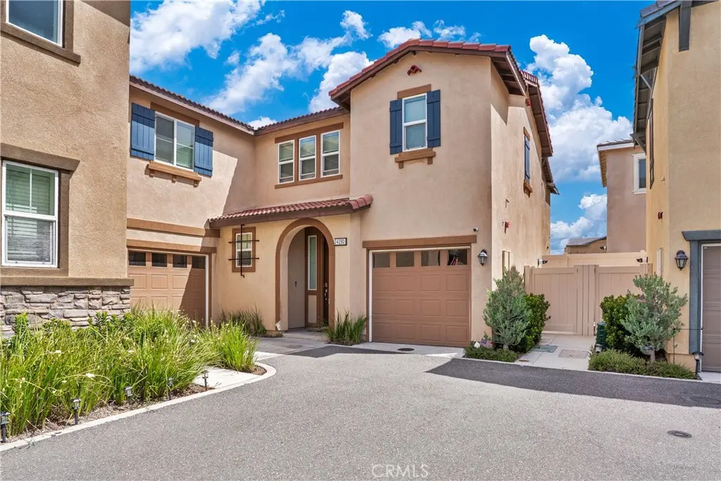 Condominium for sale at 24280 White Willow, Murrieta, CA featuring 4 beds and 3 baths
