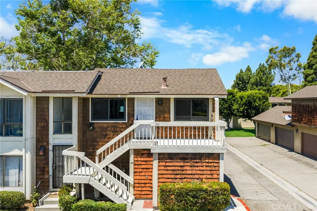 Condominium for sale at 931 S Sutter Creek, Anaheim, CA featuring 2 beds and 1 bath