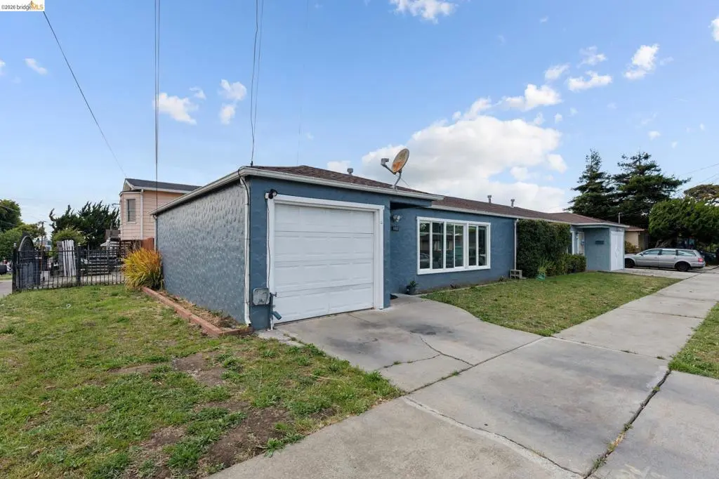 Duplex for sale at 1003 1011 Lassen St, Richmond, CA
