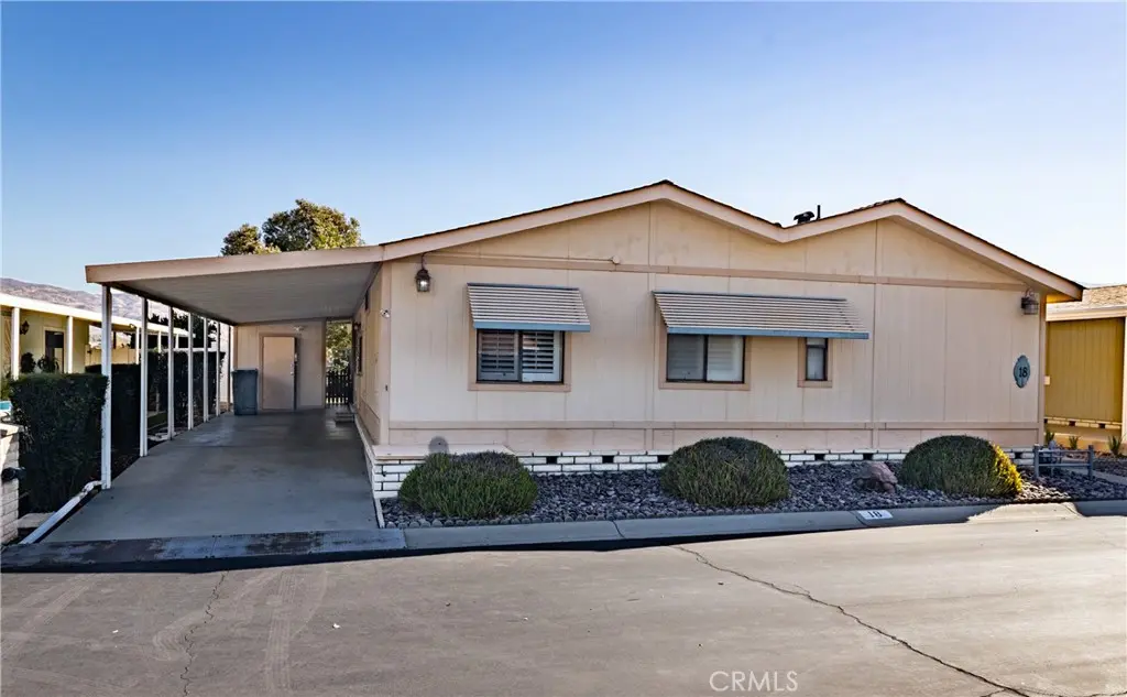 Manufactured In Park for sale at 24600 Mountain Avenue 18, Hemet, CA featuring 2 beds and 2 baths