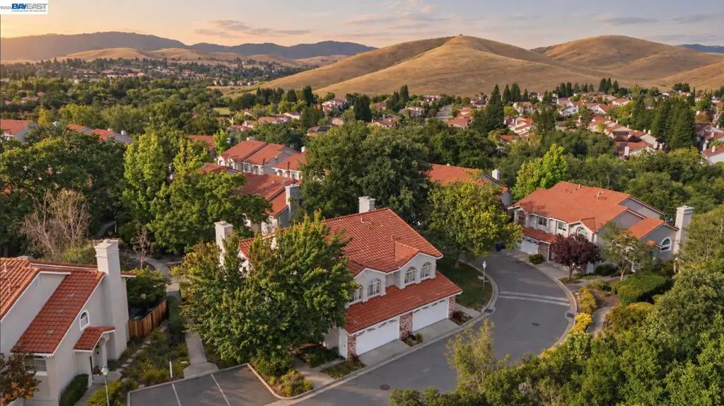 Townhouse for sale at 540 Ivy Pointe Circle, San Ramon, CA featuring 4 beds and 3 baths