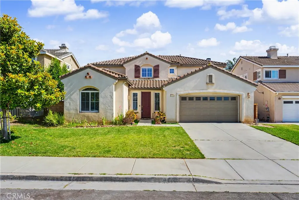 Single Family Residence for sale at 29535 Hyperion, Murrieta, CA featuring 5 beds and 4 baths