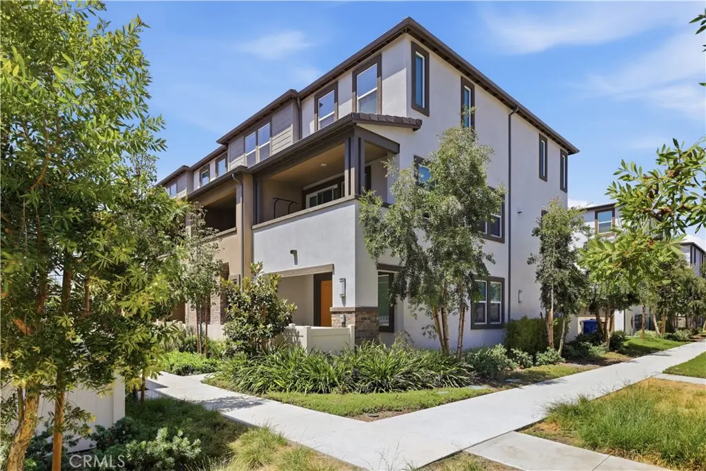 1329 Nimbus, Pomona, CA — listing photo 1