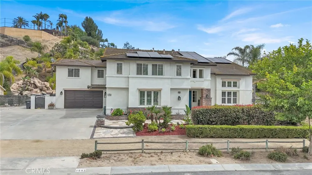 Single Family Residence for sale at 1592 El Paso, Norco, CA featuring 4 beds and 4 baths
