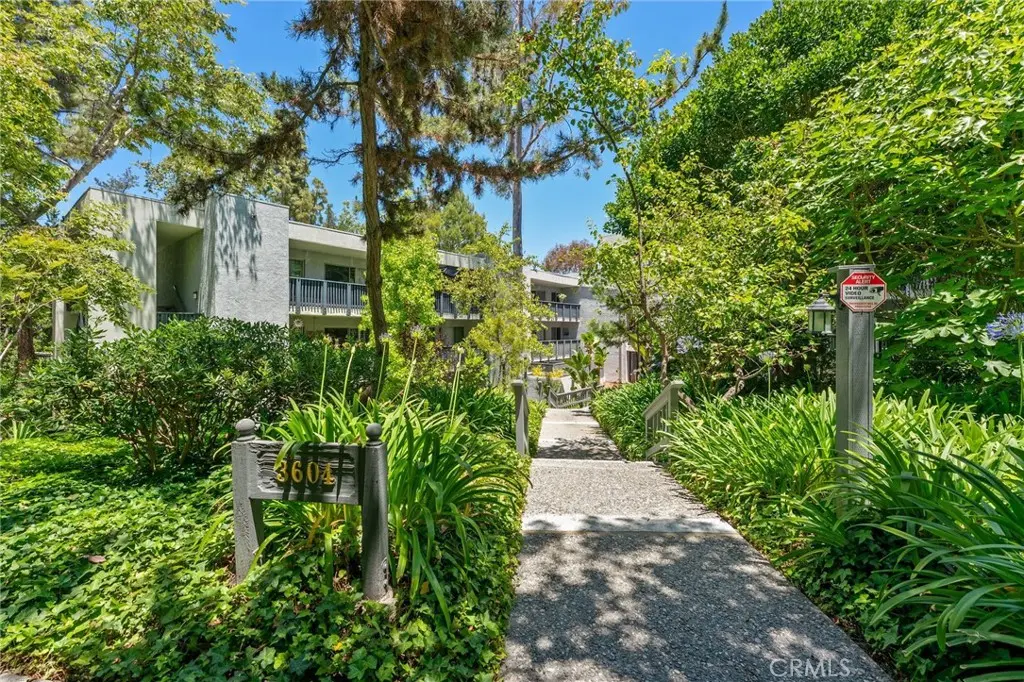 3604 W Estates Lane 119, Rolling Hills Estates, CA — listing photo 1