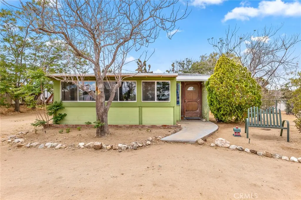 7526 Palm, Yucca Valley, CA — listing photo 1