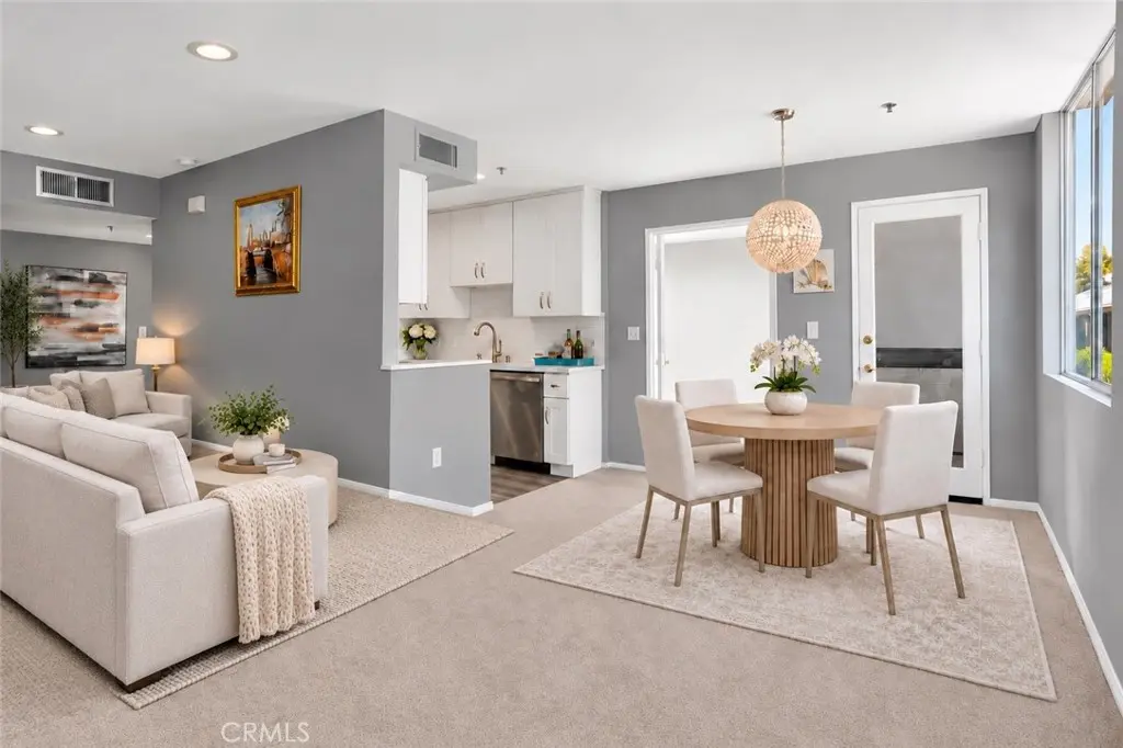 4501 Cedros Avenue 239, Sherman Oaks, CA — listing photo 1