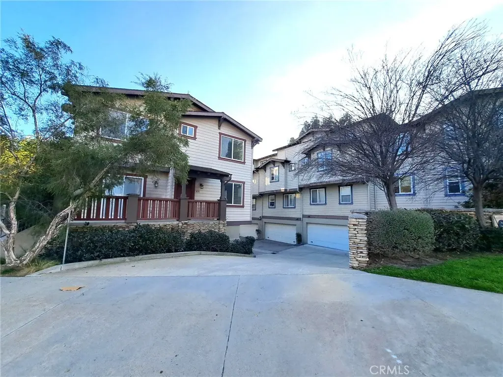 6300 Honolulu Avenue 101, La Crescenta, CA — listing photo 1