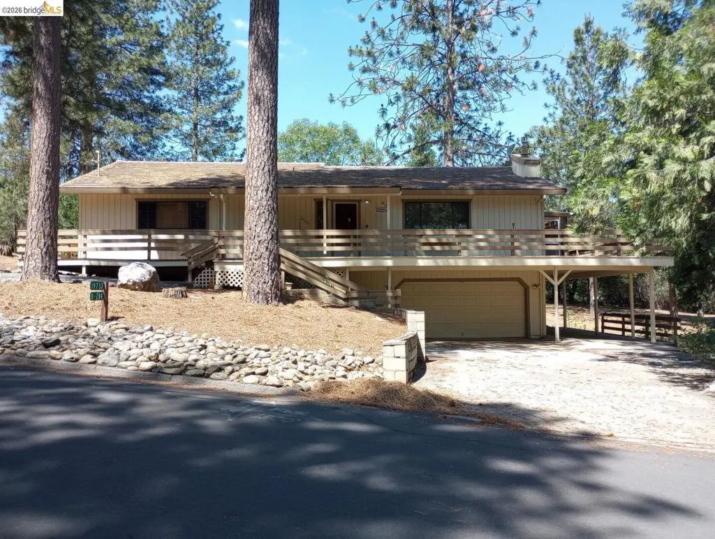 19733 Butler WAY, Groveland, CA — listing photo 1