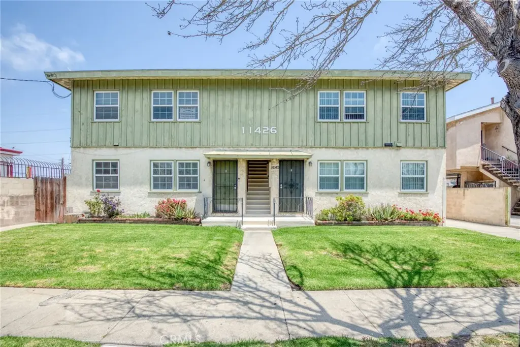 11426 Gale, Hawthorne, CA — listing photo 1
