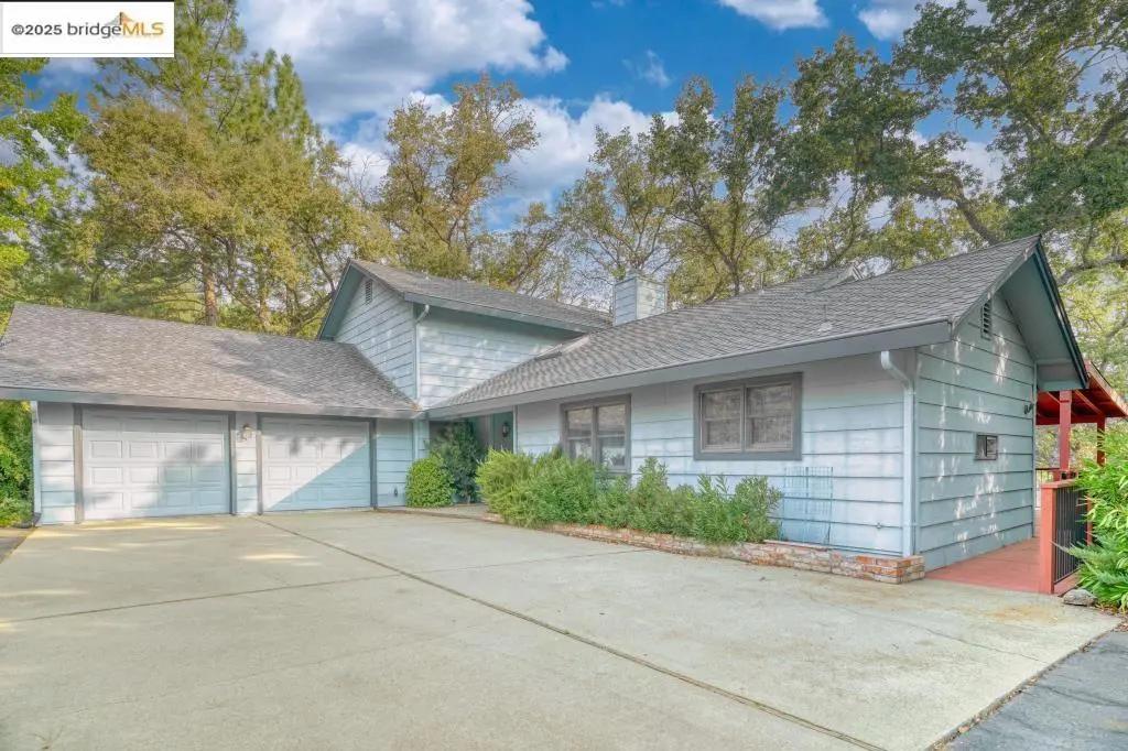 19195 Ferretti Rd., Groveland, CA — listing photo 1
