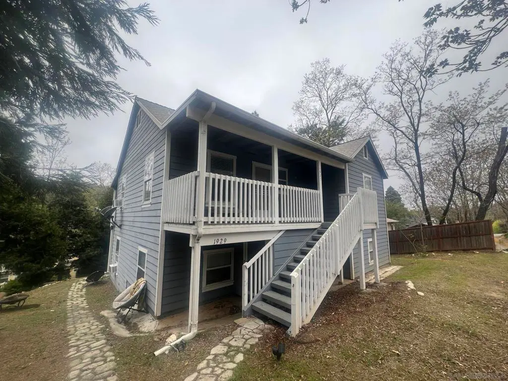 1927 3rd St, Julian, CA — listing photo 1
