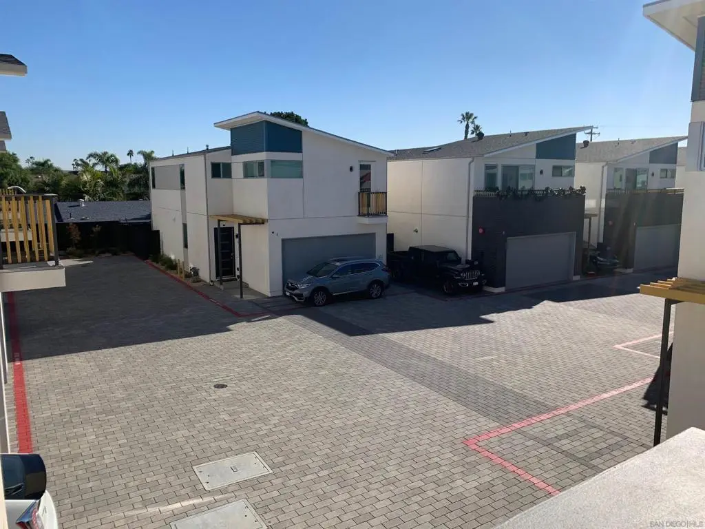 Single Family Residence for rent at 1166 HOLLY 7, Imperial Beach, CA featuring 3 beds and 3 baths