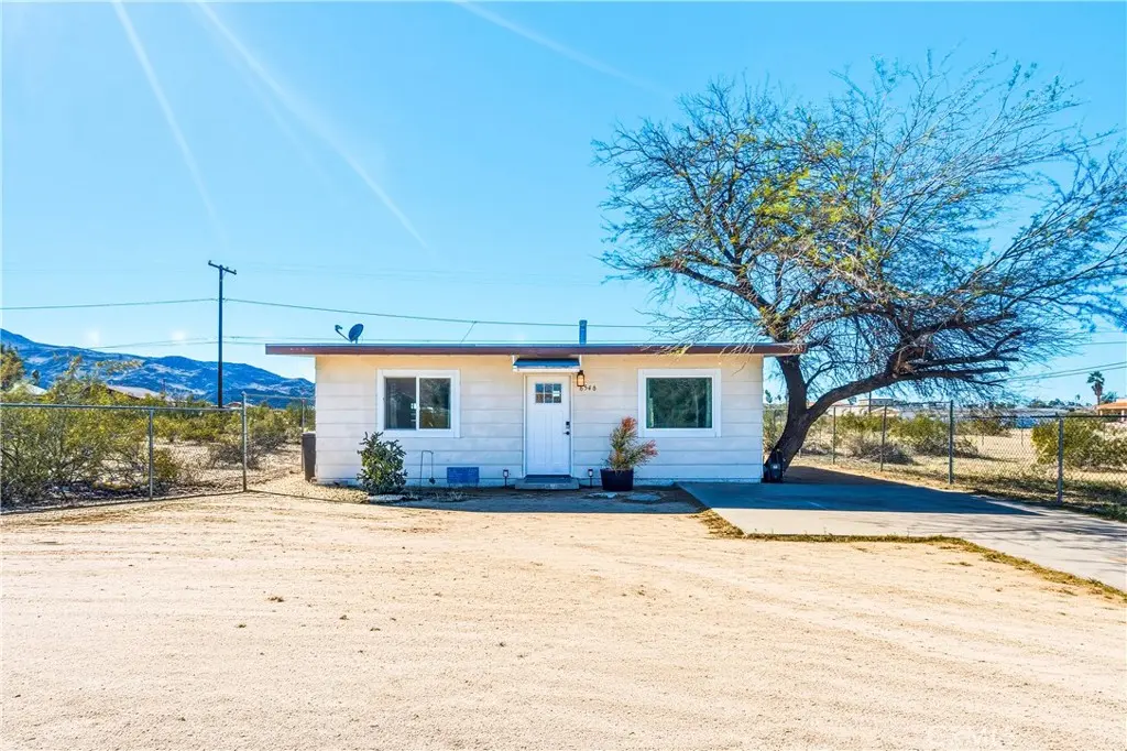 6546 Rose Ellen Avenue, 29 Palms, CA — listing photo 1
