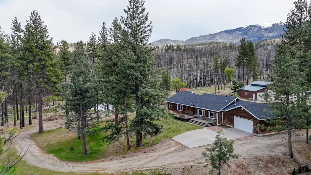 Farm for sale at 469600 Amesbury Drive, Susanville, CA featuring 3 beds and 2 baths
