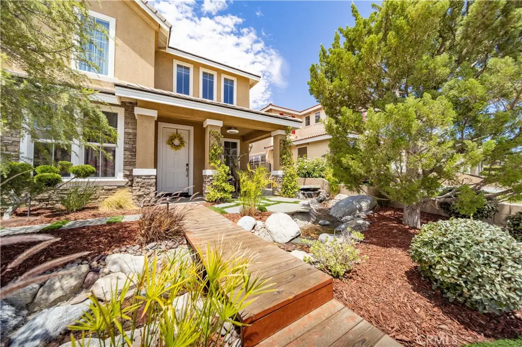 3907 Tournament, Palmdale, CA — listing photo 1