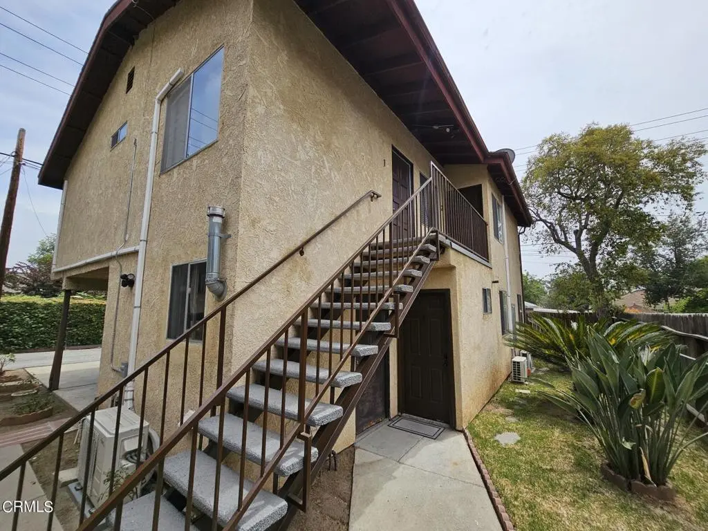 Residential Lease for rent at 1980 E Villa Street 1, Pasadena, Los Angeles County, CA featuring 1 bed and 1 bath