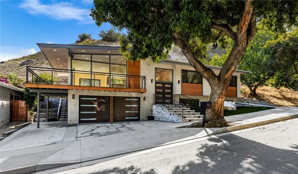325 N Madison Avenue, Monrovia, CA — listing photo 1