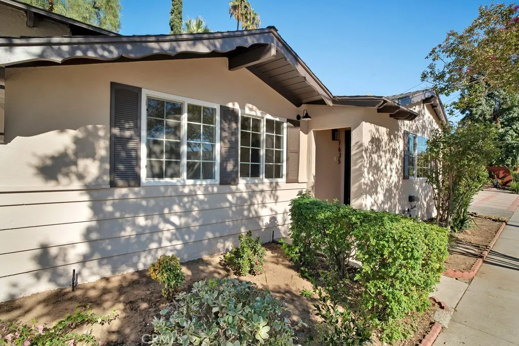 7635 7633 Fallbrook Avenue, West Hills, CA — listing photo 1