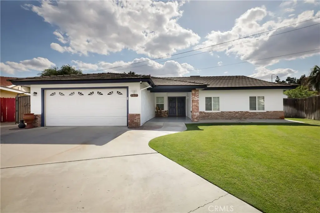 2017 William F Halsey, Bakersfield, CA — listing photo 1