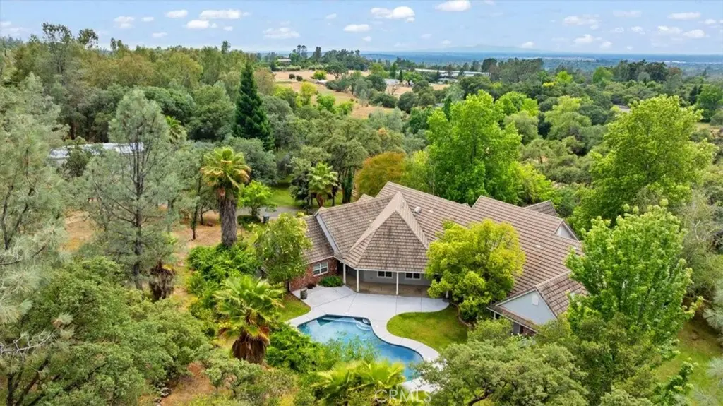 88 Almond Avenue, Oroville, CA — listing photo 1