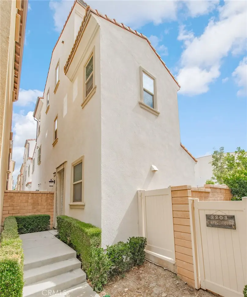 2205 Strawberry Court, Upland, CA — listing photo 1
