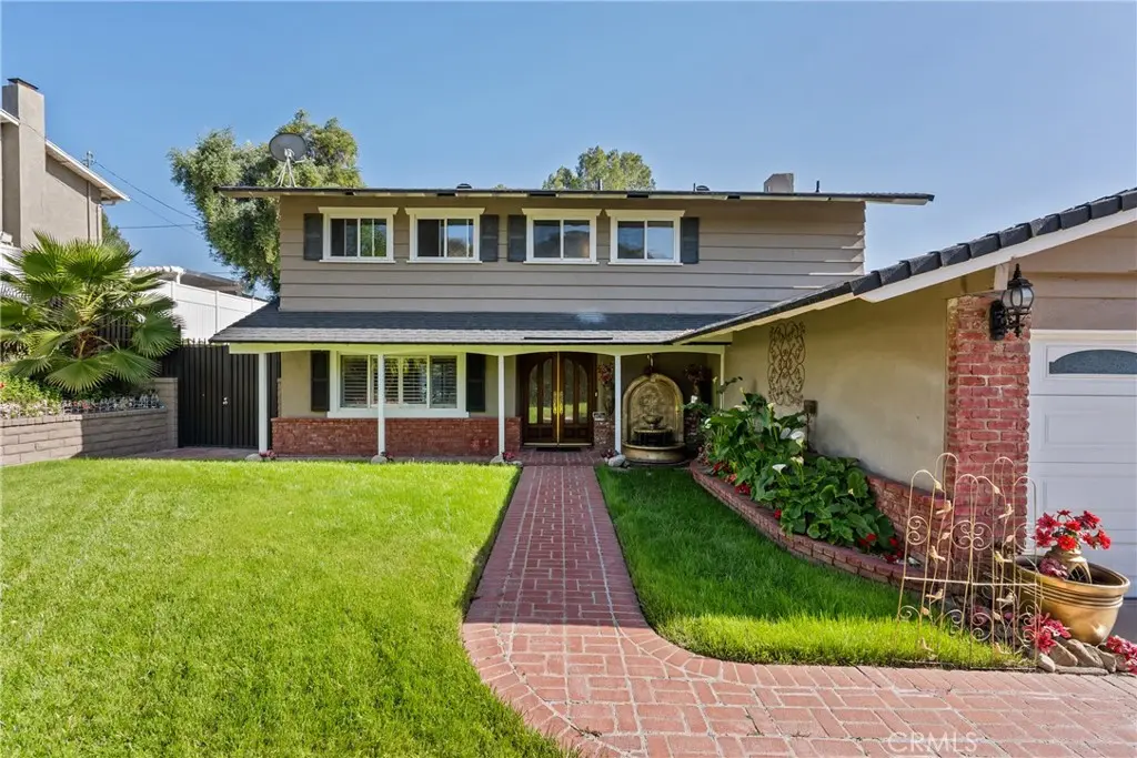 23810 Fambrough, Newhall, CA — listing photo 1