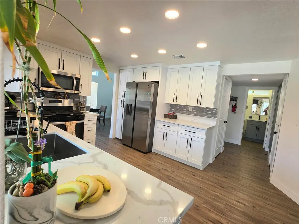 Single Family Residence for sale at 1948 Spanish Broom, Palmdale, CA featuring 4 beds and 3 baths