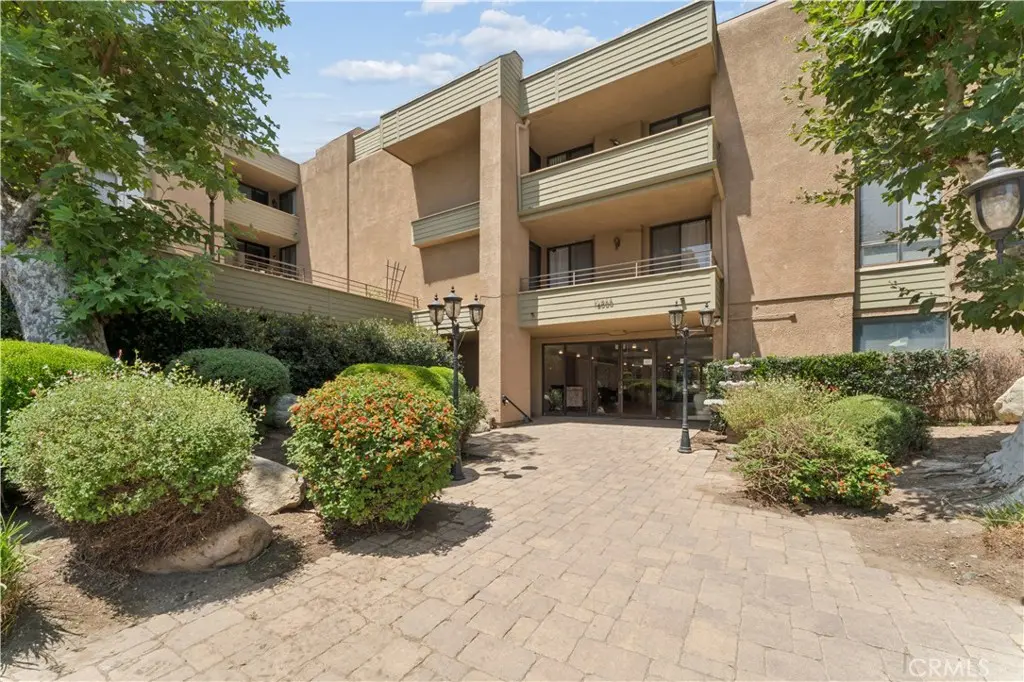 16866 Kingsbury 107, Granada Hills, CA — listing photo 1