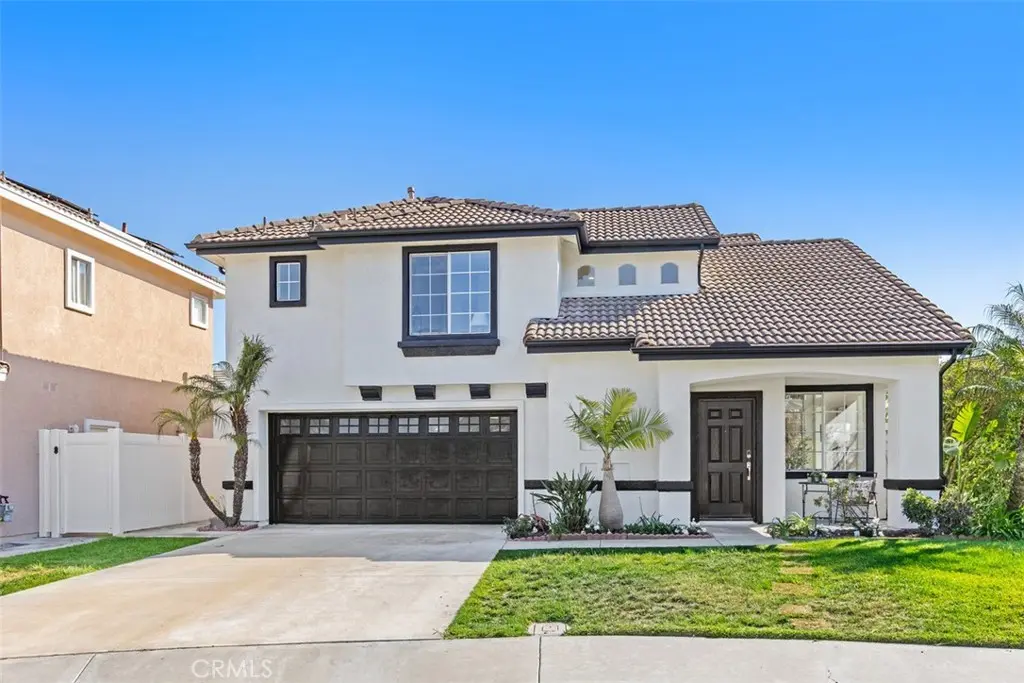Single Family Residence for rent at 5 Chatri Circle, Lake Forest, CA featuring 4 beds and 3 baths