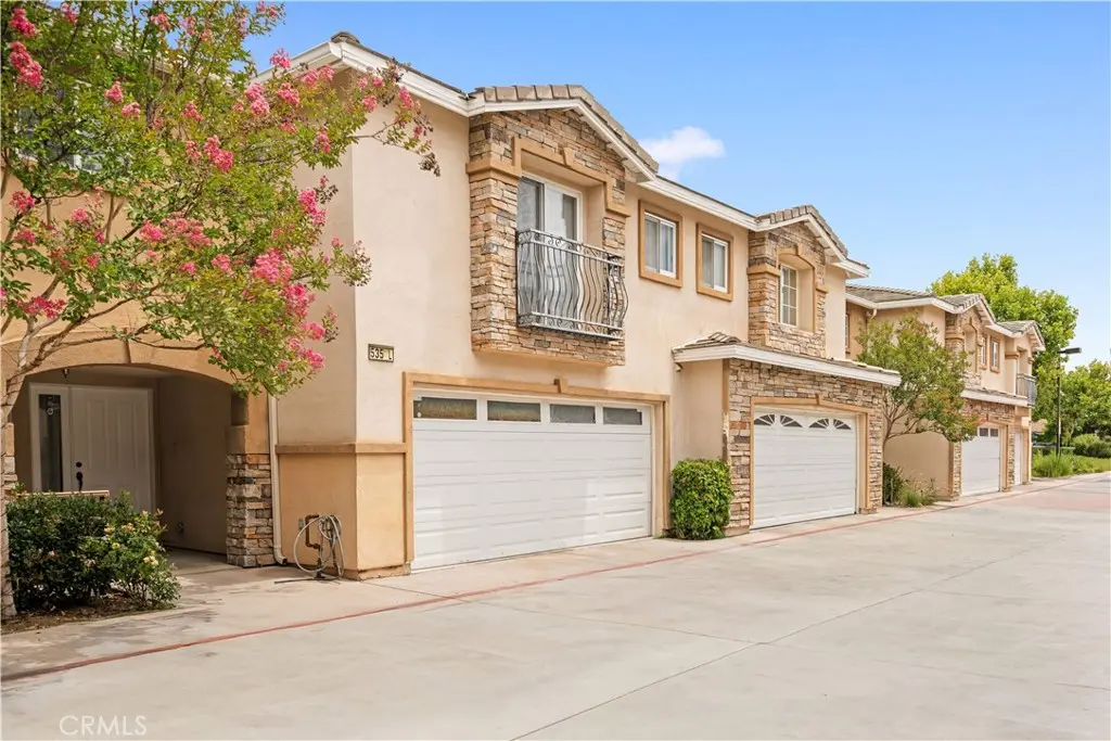535 West D Street L, Ontario, CA — listing photo 1
