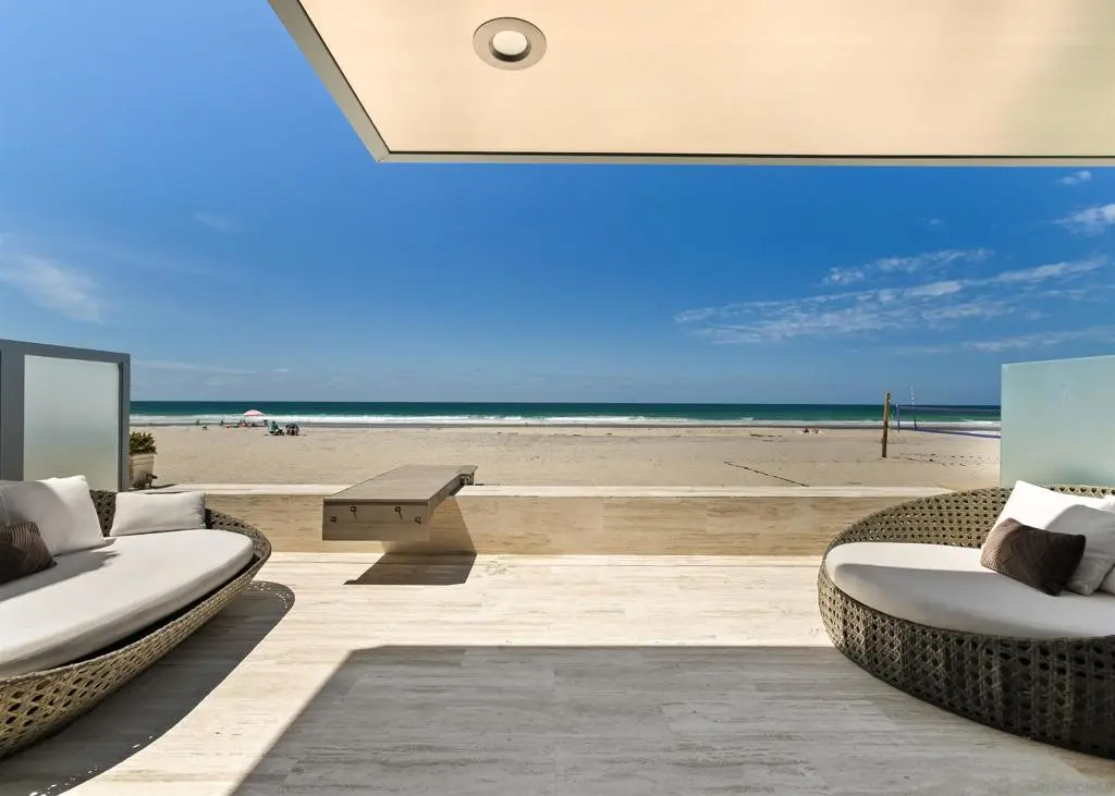 Single Family Residence for rent at 2606 Ocean Front, Del Mar, CA featuring 2 beds and 3 baths