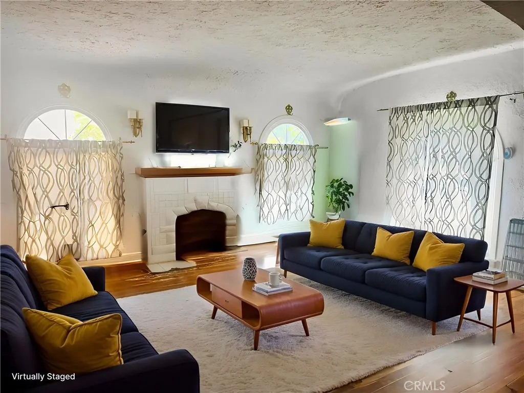 Single Family Residence for sale at 1553 N Commonwealth, Los Angeles, CA featuring 2 beds and 2 baths