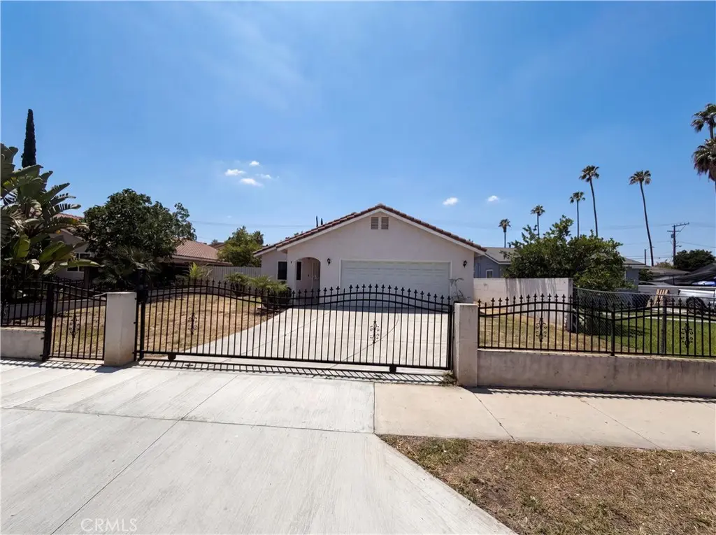 Single Family Residence for sale at 1774 7th, Riverside, CA featuring 4 beds and 2 baths