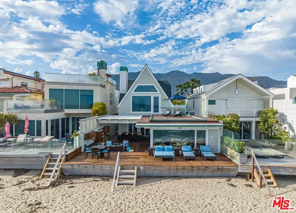 Residential Lease for rent at 23416 Malibu Colony Road, Malibu, Los Angeles County, CA featuring 3 beds and 4 baths