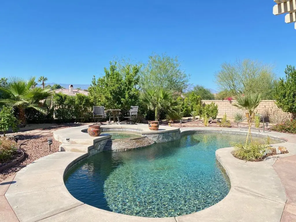 Single Family Residence for rent at 43419 Corte Del Oro, La Quinta, CA featuring 3 beds and 2 baths