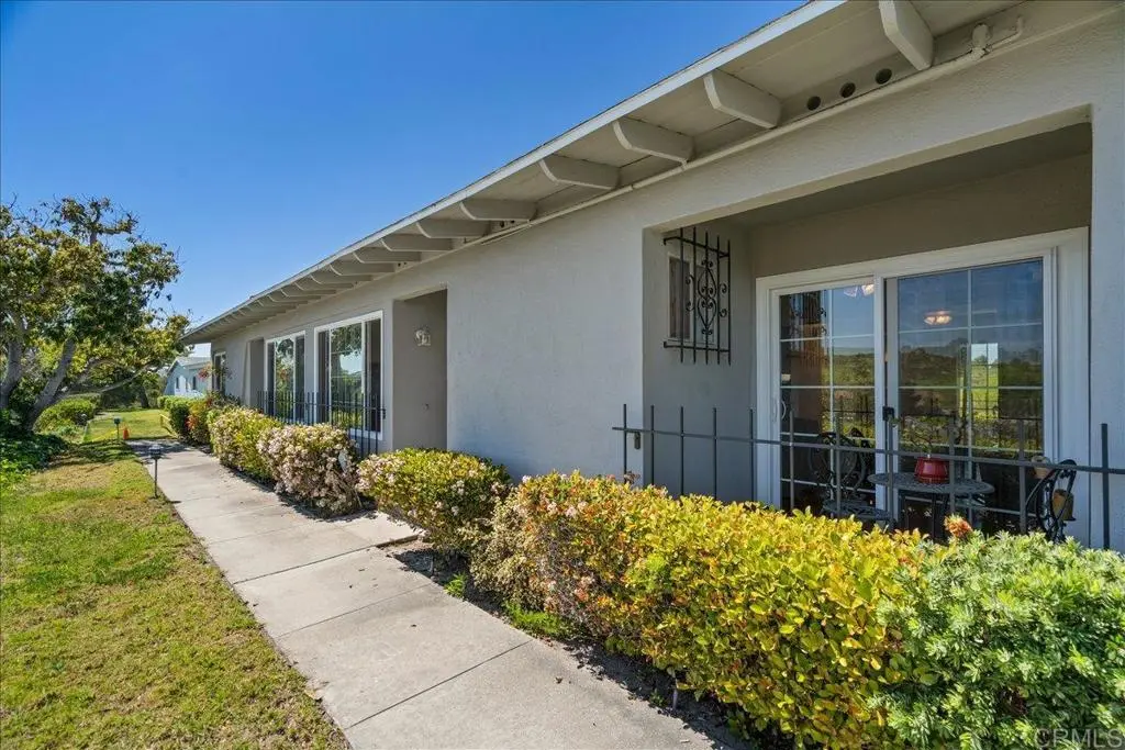 3839 Vista Campana S 66, Oceanside, CA — listing photo 1