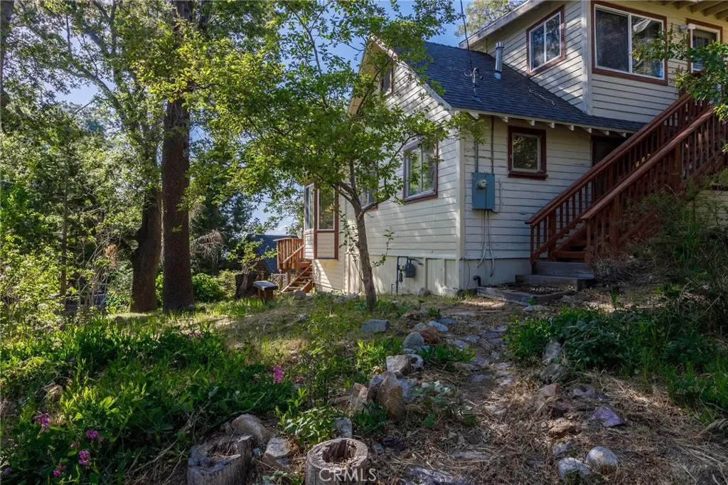 29288 Lake View, Cedar Glen, CA — listing photo 1