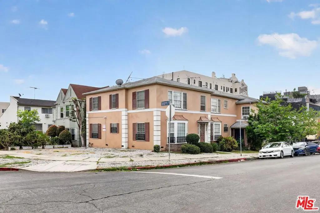 Residential Income for sale at 310 N St Andrews Place, Los Angeles, CA featuring 10 beds and 8 baths
