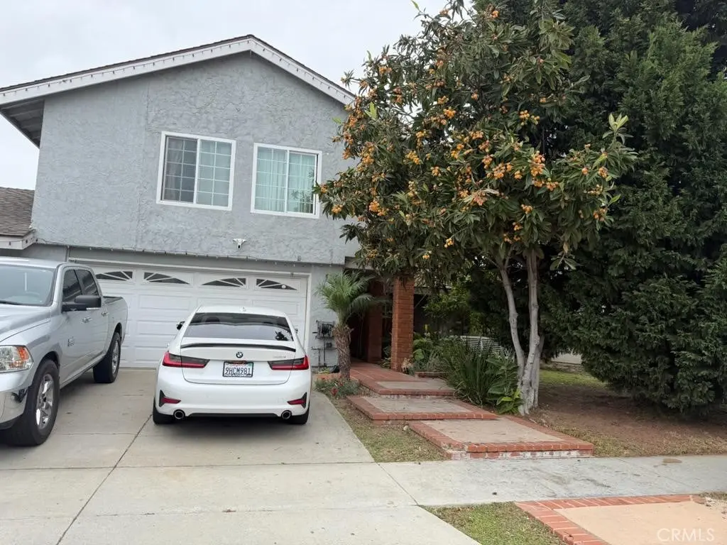 2305 W Hemlock, Santa Ana, CA — listing photo 1